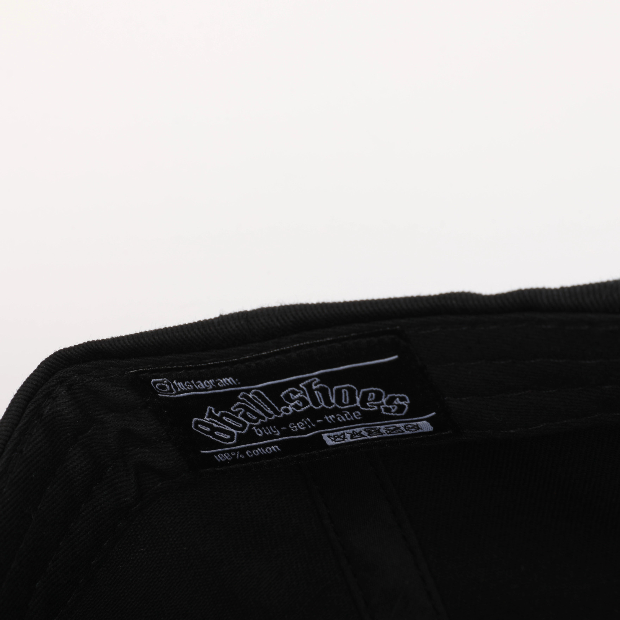 8ball.shoes Cap